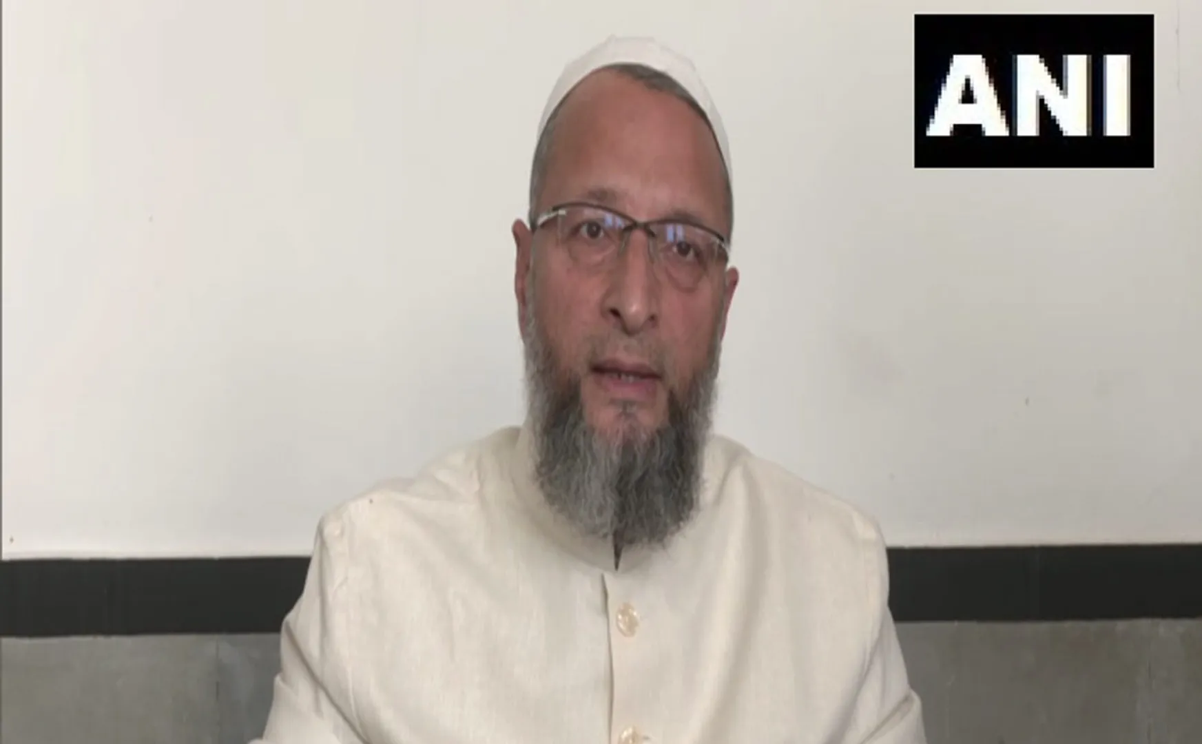 Owaisi strongly condemned Amit Shah who spoke about Islamic reservation