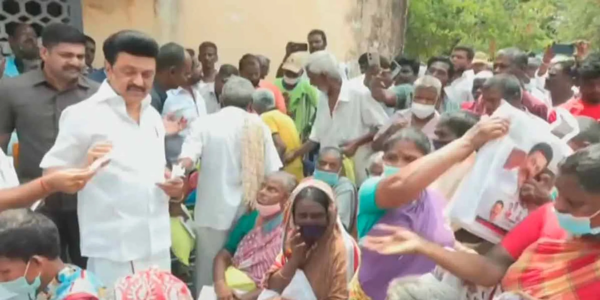 Chief Minister's surprise inspection at Government Rehabilitation Home