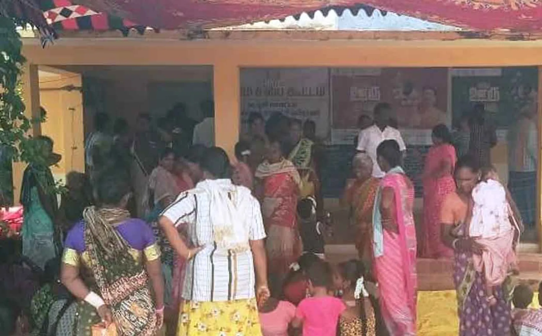  village council meeting near Kattumannarkoil due to talk of corruption
