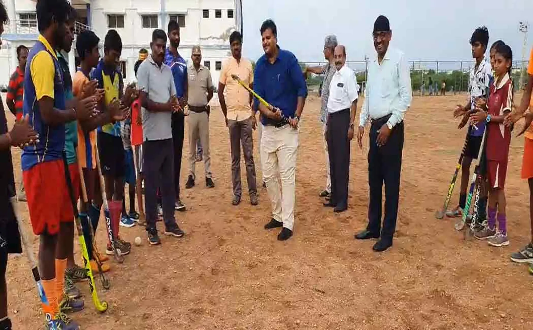 karur district collector launched summer games camp 