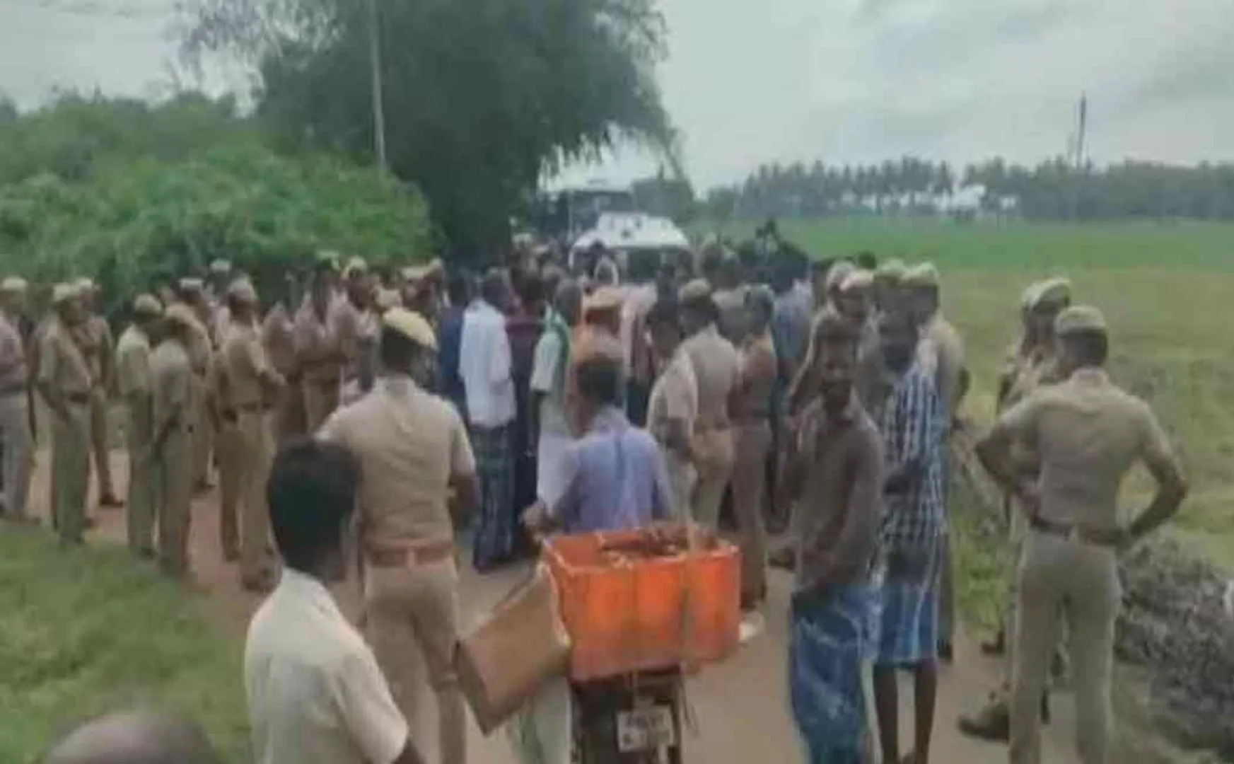 cuddalore neyveli nlc land issue gram sabha related panchayat secretary transfer issue 