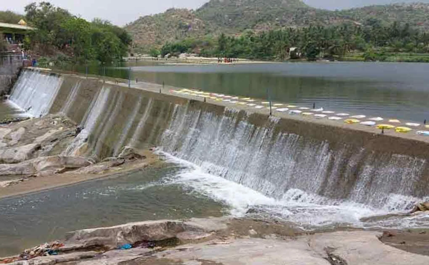 Discharge of surplus water at Pullur Barrage; Farmers are happy
