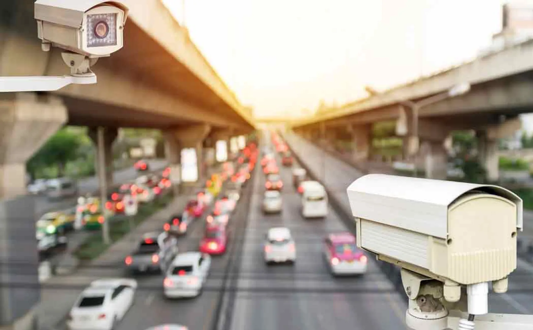 A text message sent by the government; Husband caught by CCTV
