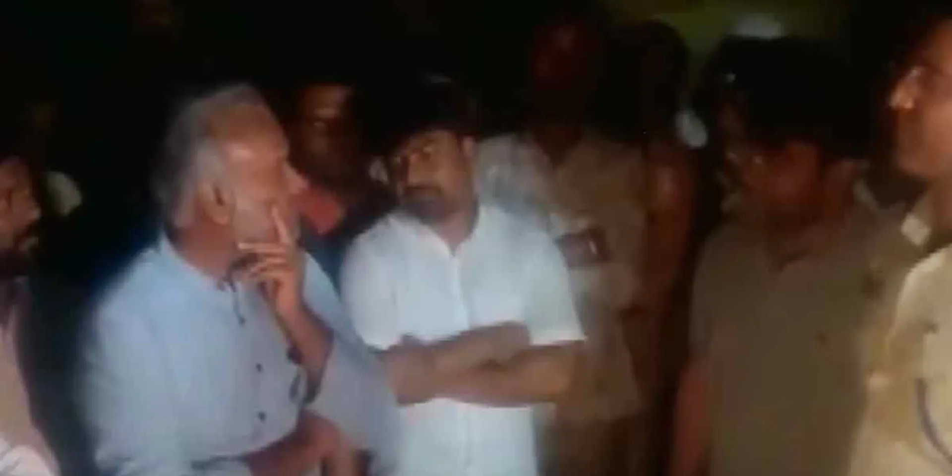  pay at midnight; The District Collector personally visited the BJP