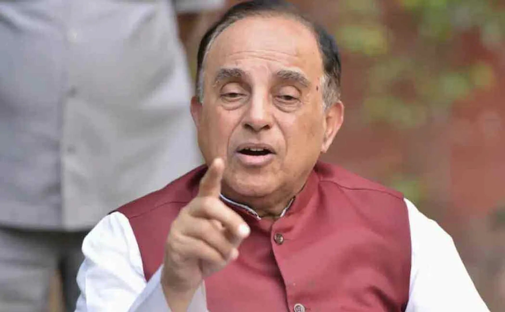 subramaniya swamy talk about mamthabanarji bold women politician