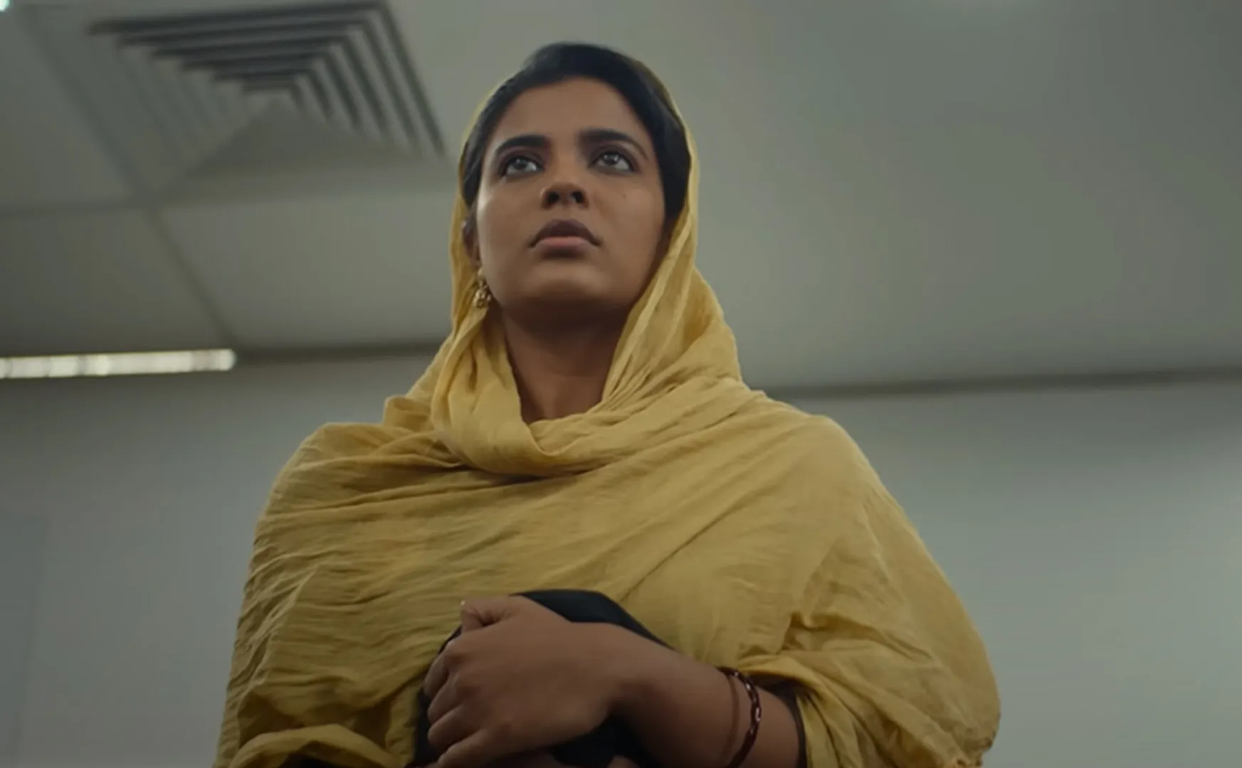 aishwarya rajesh movie farhana issue producers explained 