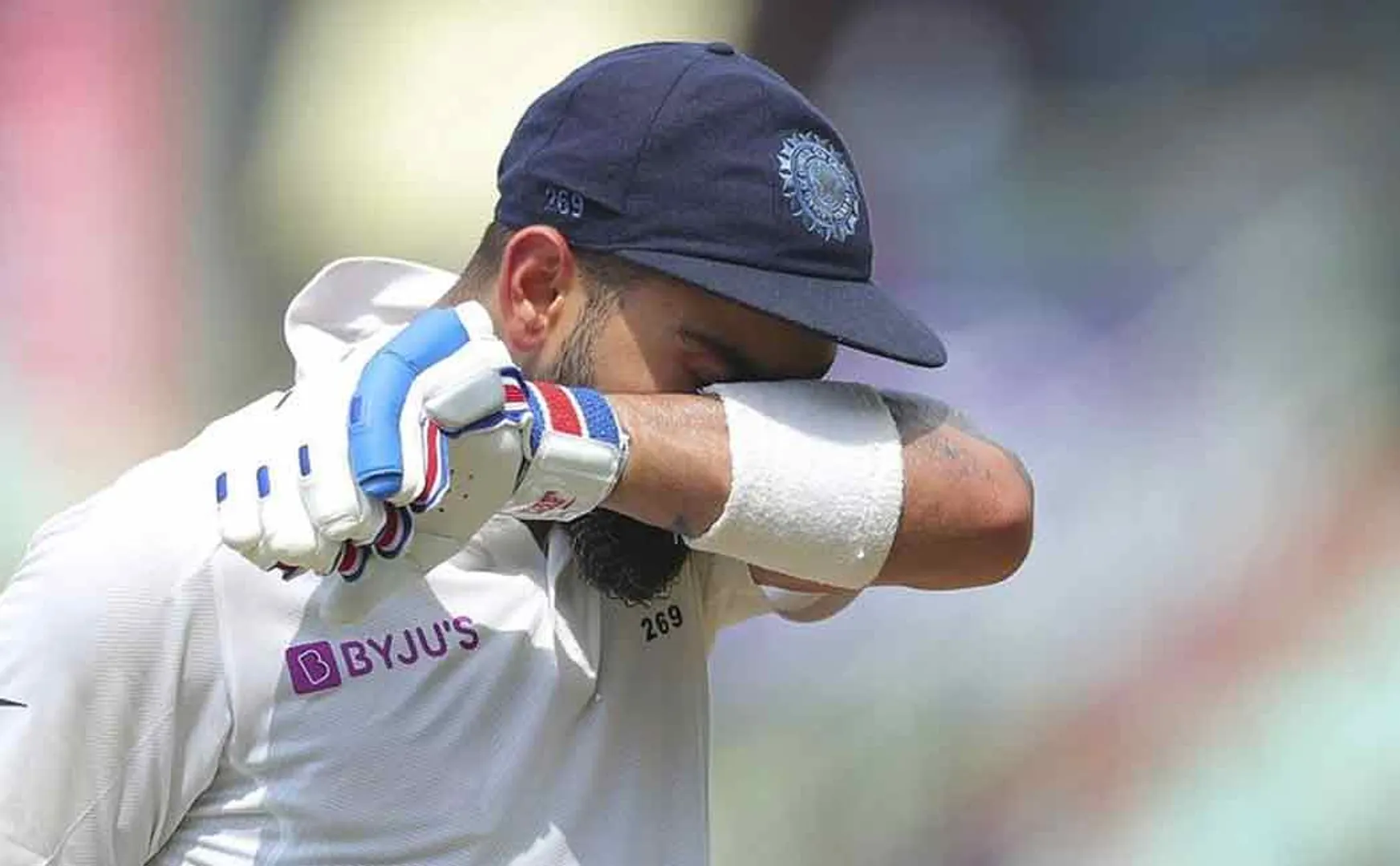 "I cried while talking to Anushka," Virat said