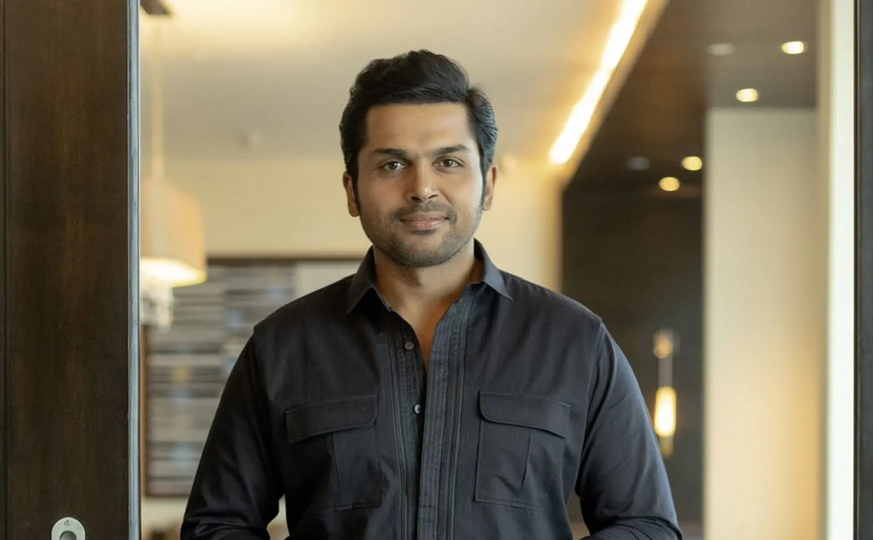 karthi praised aishwarya raajesh farhana movie 