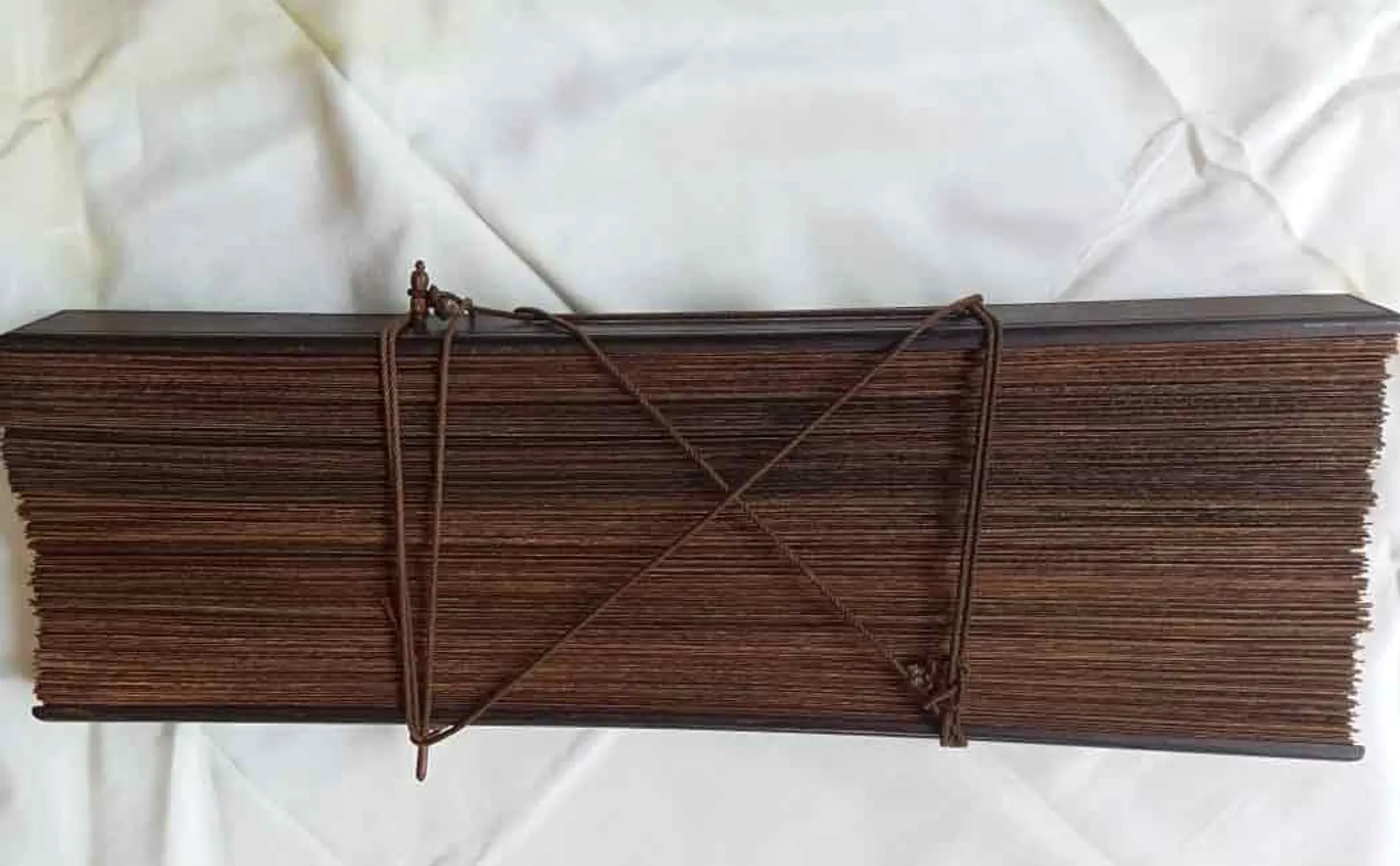 palm leaf script talks about cholas history valangaimalai