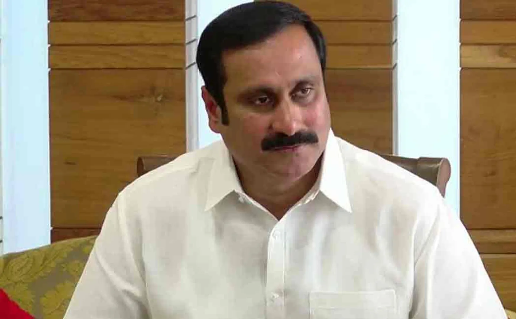 "500 liquor shops in Tamilnadu with closure notice?" - Anbumani