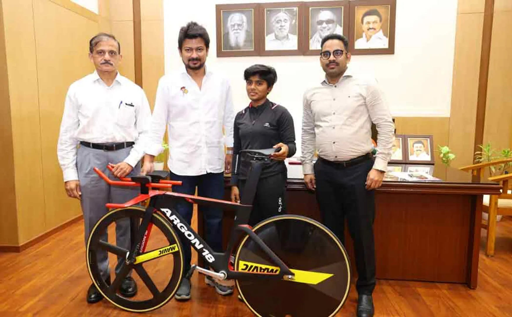 cycling student request udhayanidhi stalin gives cycle covai student