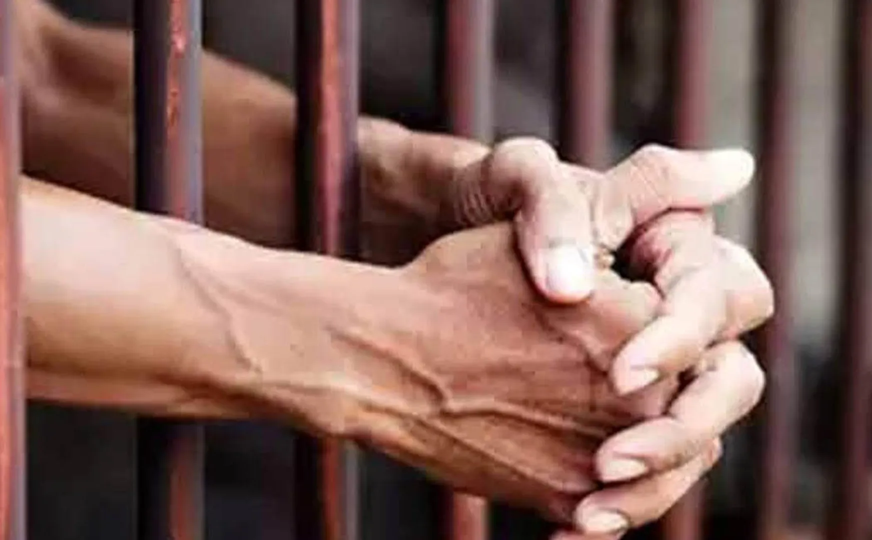 Phone, SIM card confiscated from convict in Salem Jail