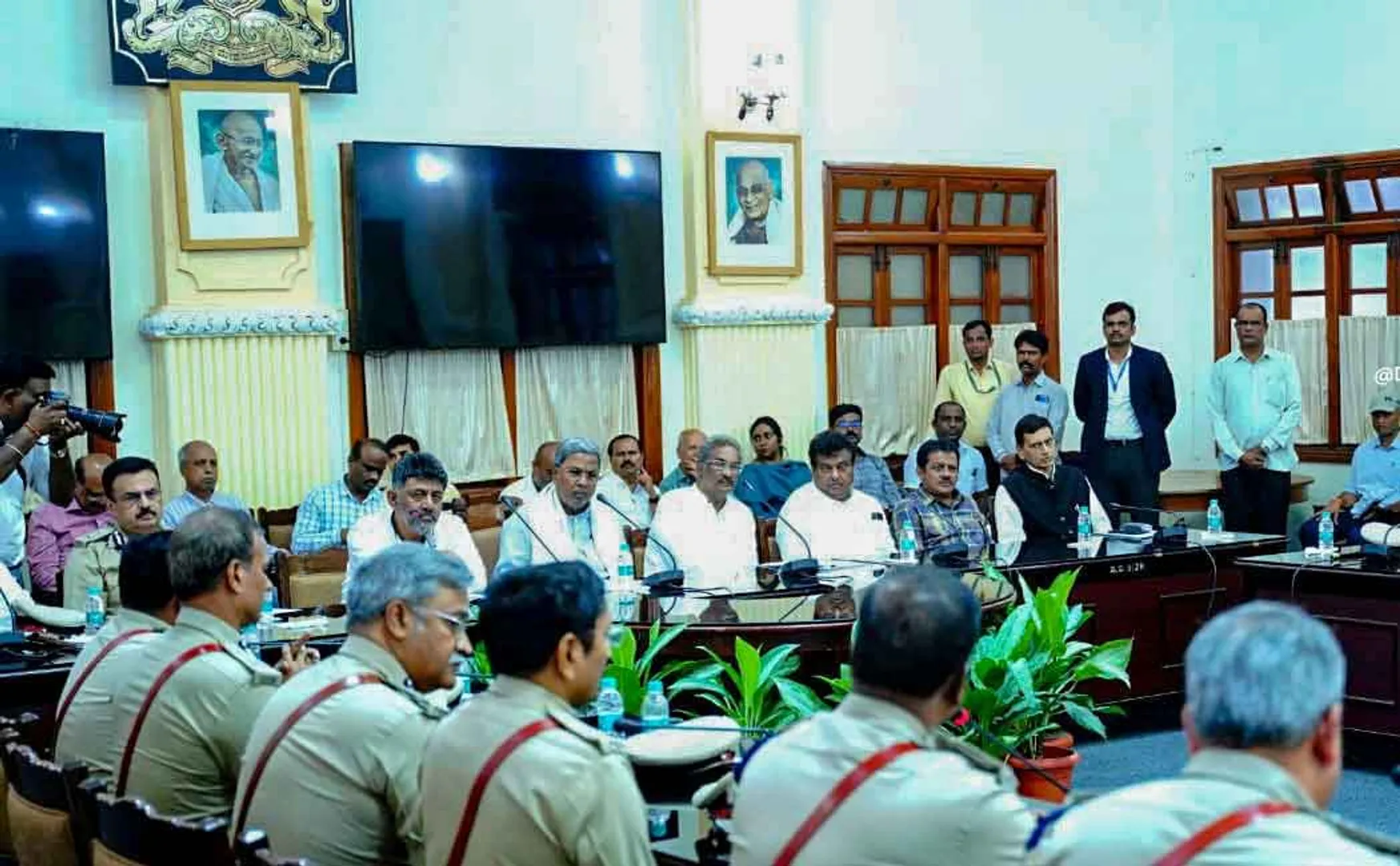 Deputy Chief Minister's warning to the police! - Karnataka 