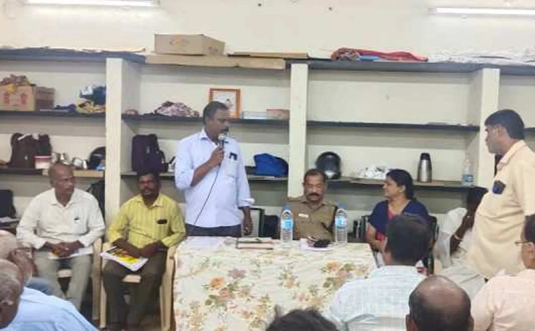 Illegal sale of liquor in Govt liquor warehouse should be stopped 