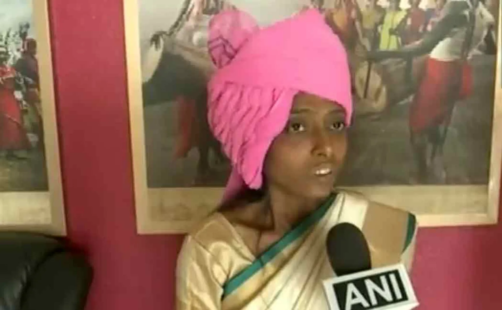 visually differently abled girl devshree bhoyar completed phd indian politics chhattisgarh raipur