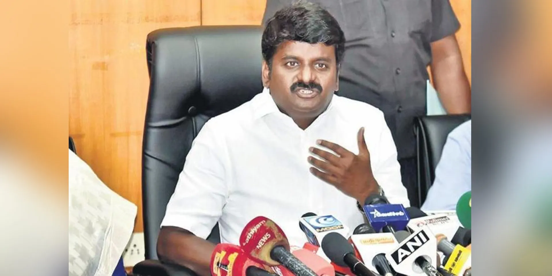  "If this continues, there is a possibility of losing some more medical colleges"- Former Minister Vijayabaskar