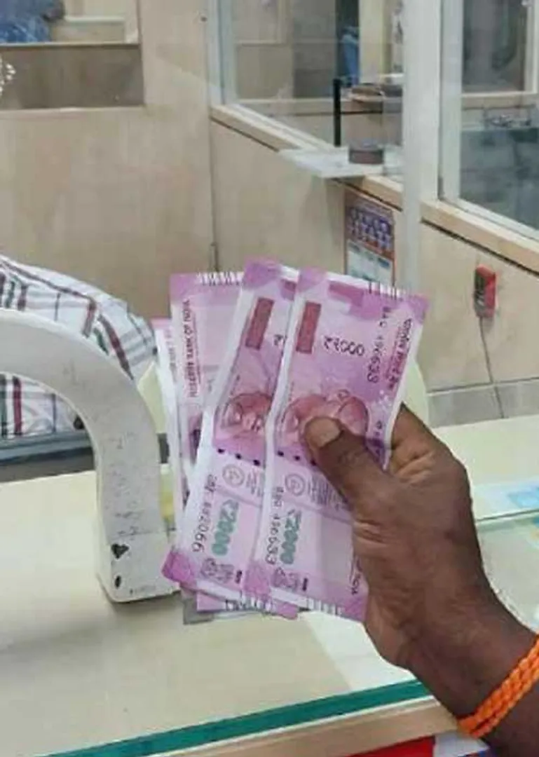 /idhalgal/general-knowledge/why-are-2000-rupee-notes-invalid