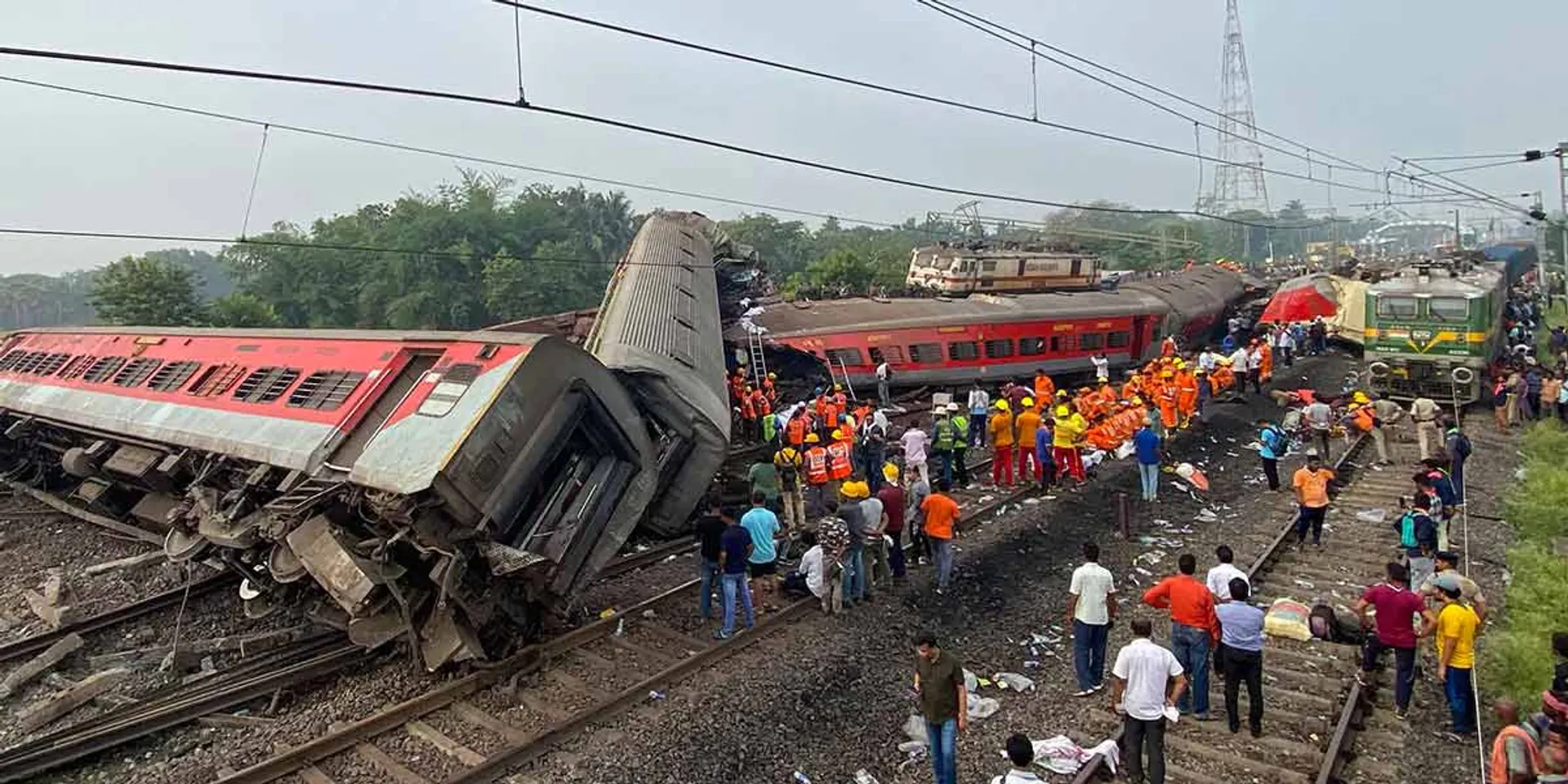  Prime Minister Modi personally inspects the site of the accident