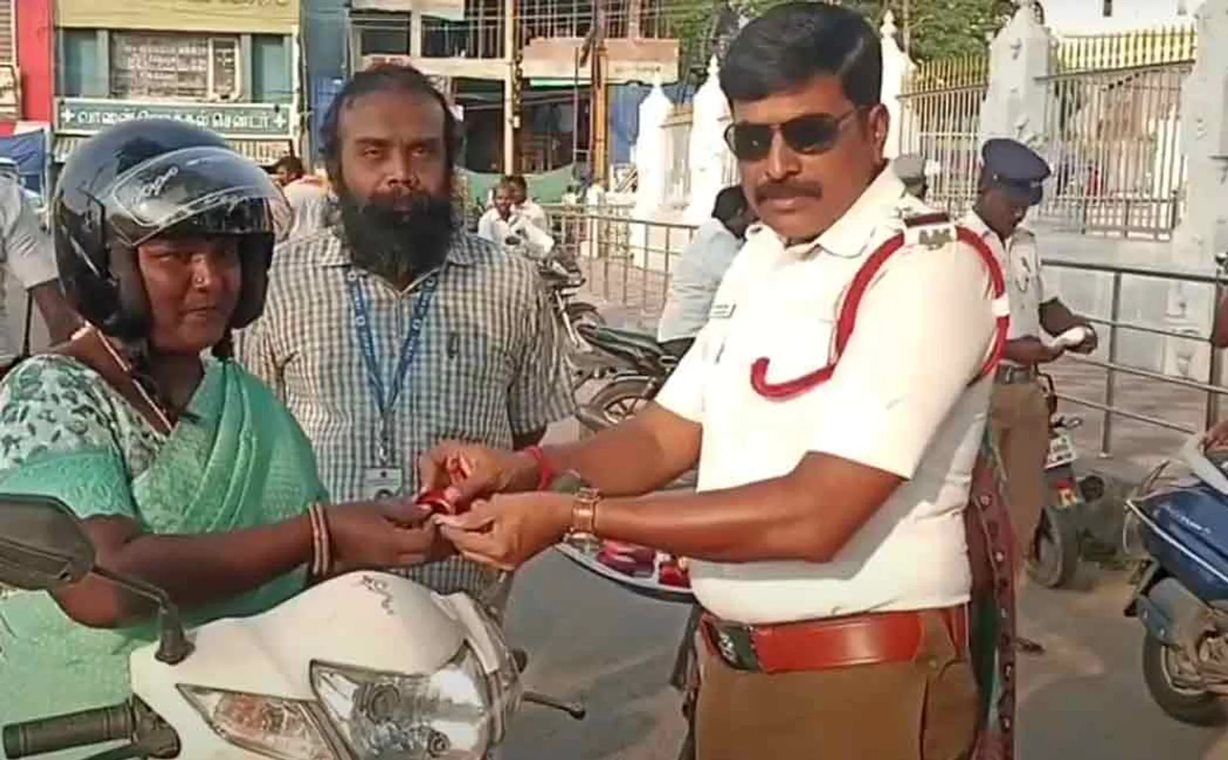 police gave surprise to the women who followed the rules