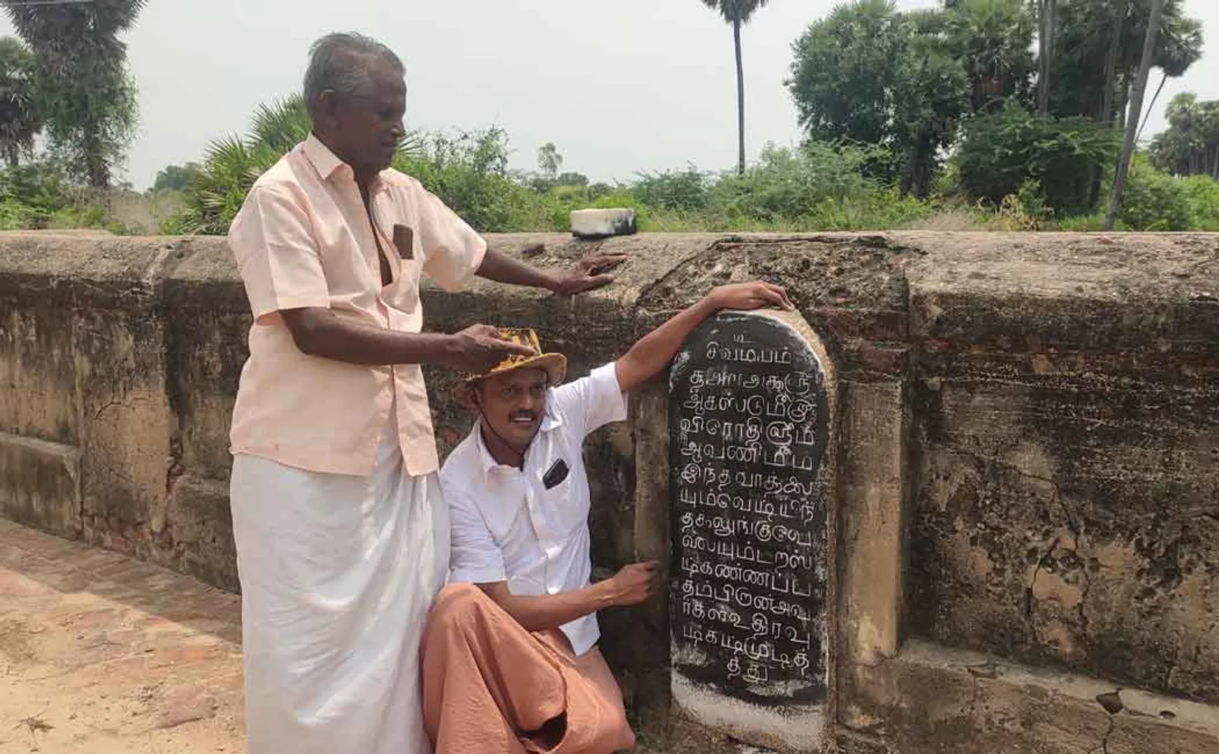 Kannapar Thambiran who built the canal and the stone bridge