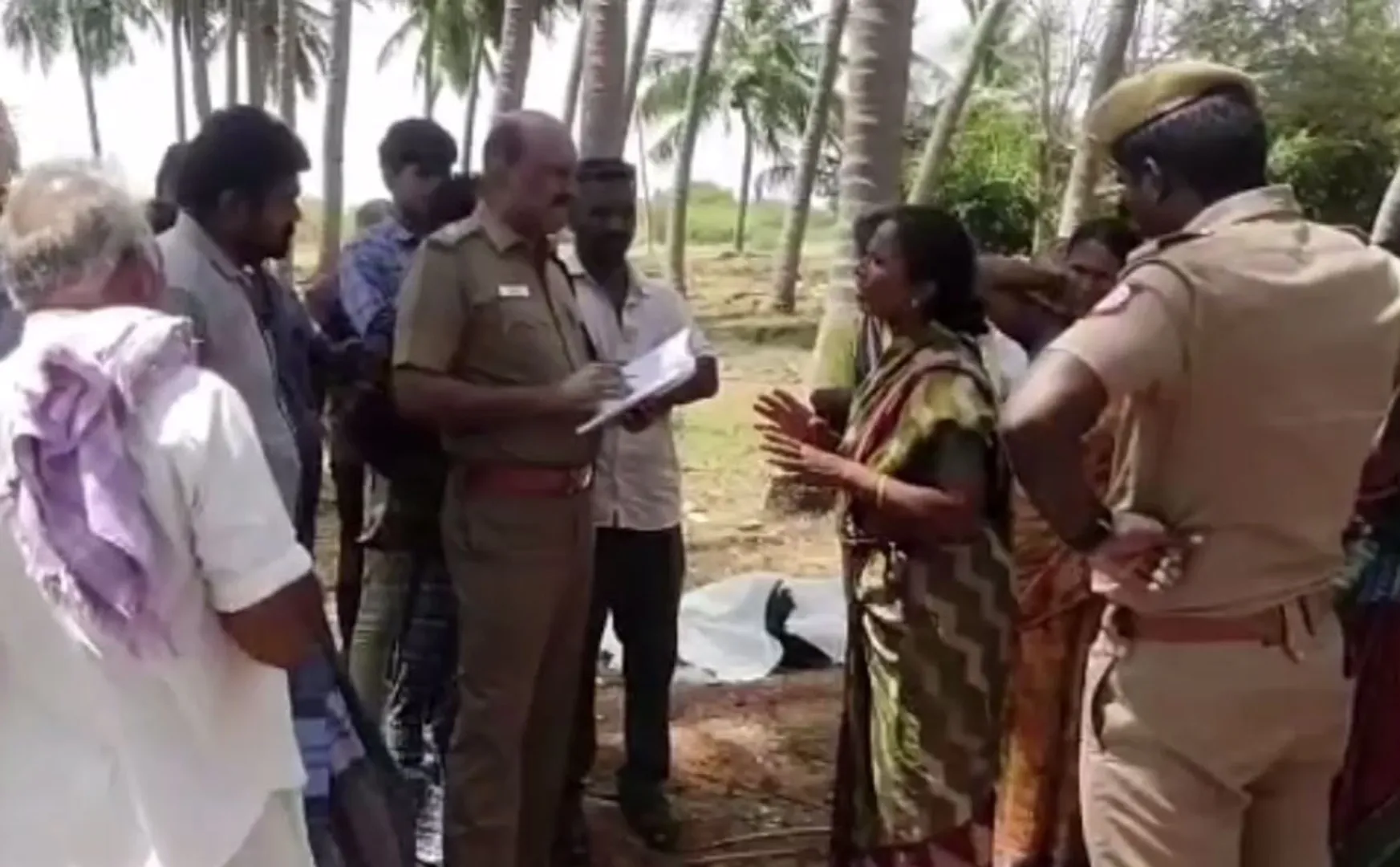  old man who went to water the garden in Karur was found passed away