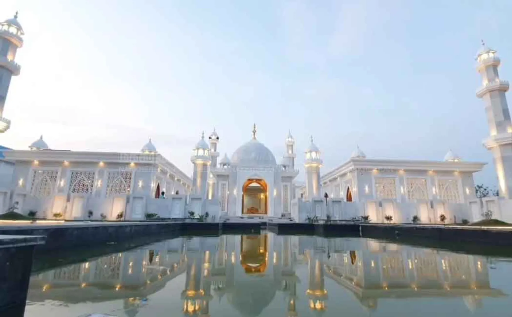 The son who built the Taj Mahal for his mother!