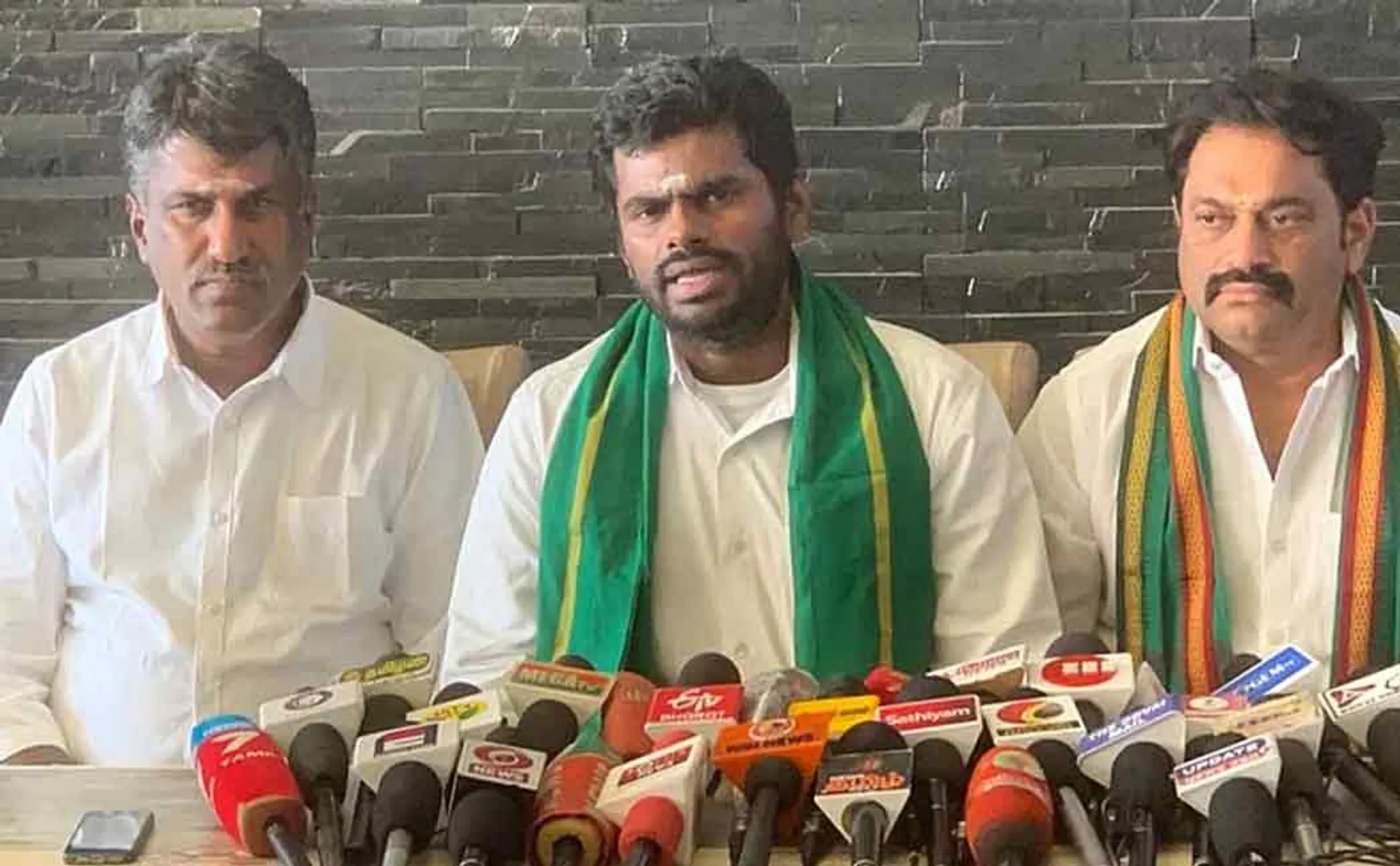 "Thinking that if the vote is split for CM Stalin, he can win" - Annamalai alleges