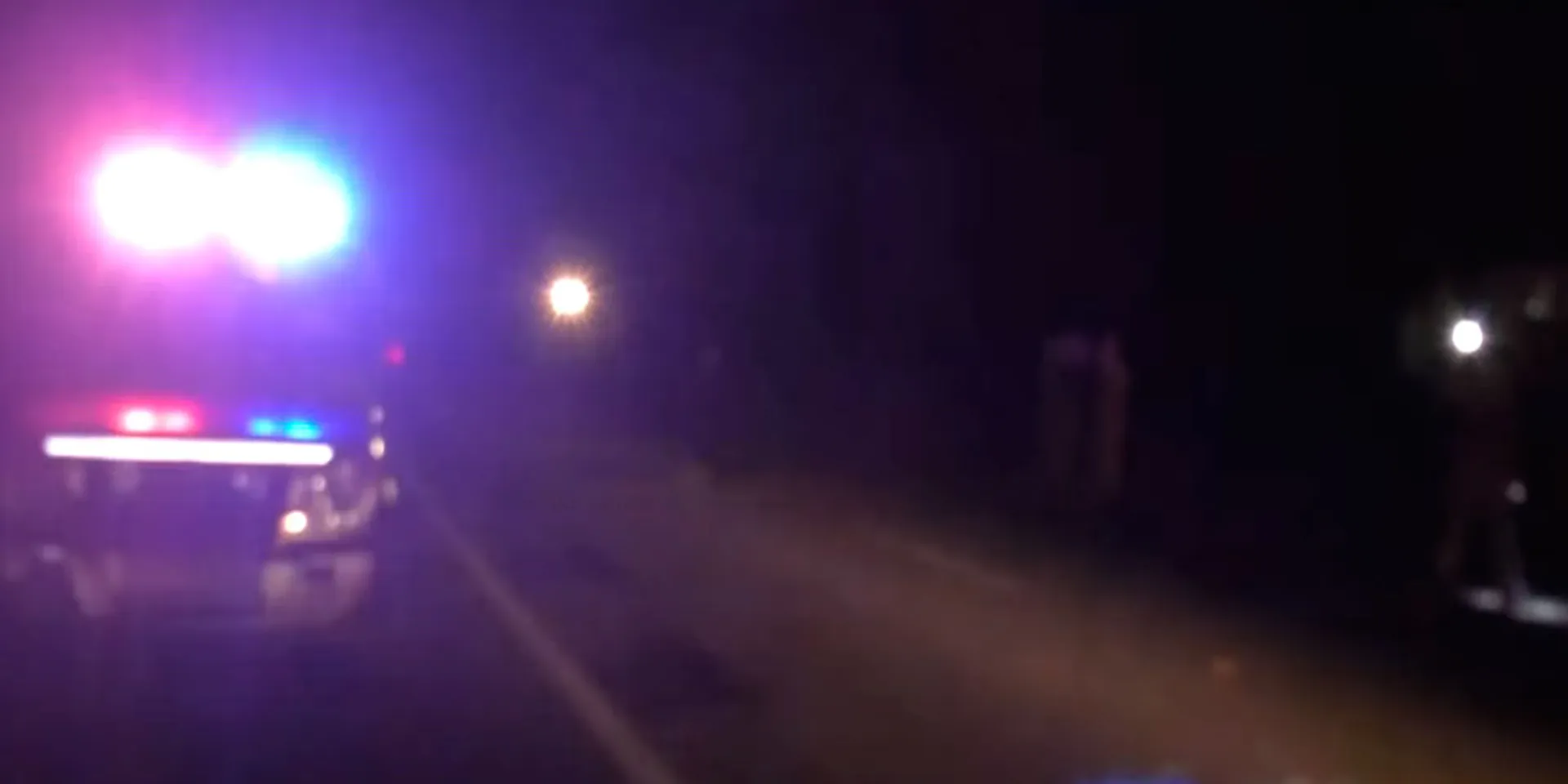  Mini cargo vehicles collide in the middle of the night; 4 people lost their lives
