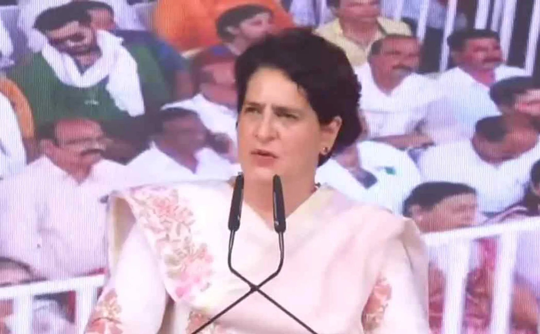 priyanka gandhi new announcement for congress promises 
