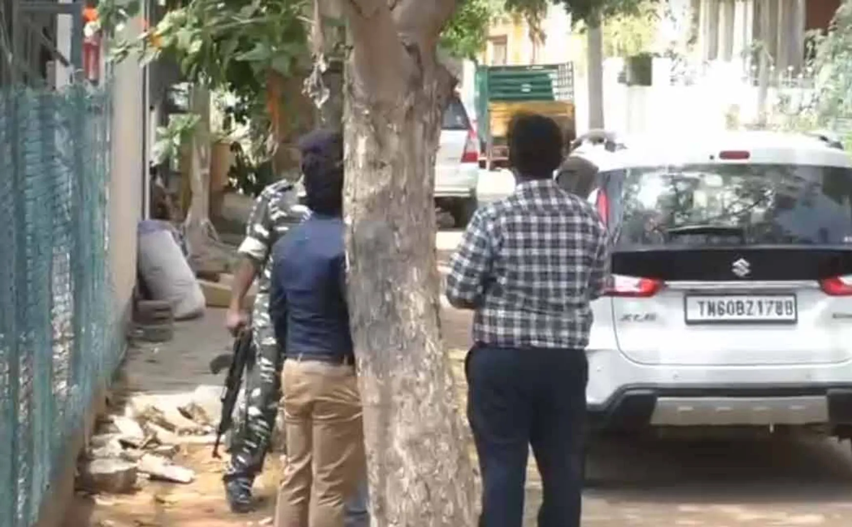 Enforcement Directorate raids Minister Senthil Balaji's house in karur