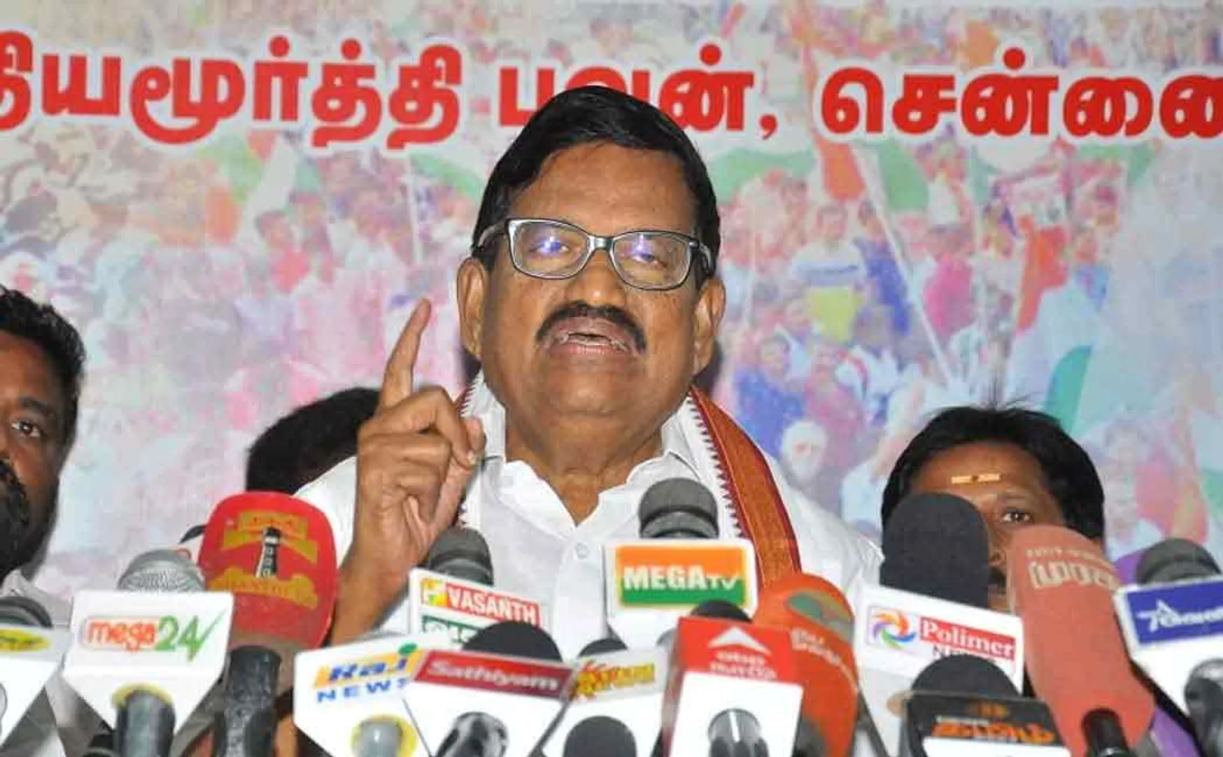 congress party tamil nadu chief alagiri says nehru name changed related issue
