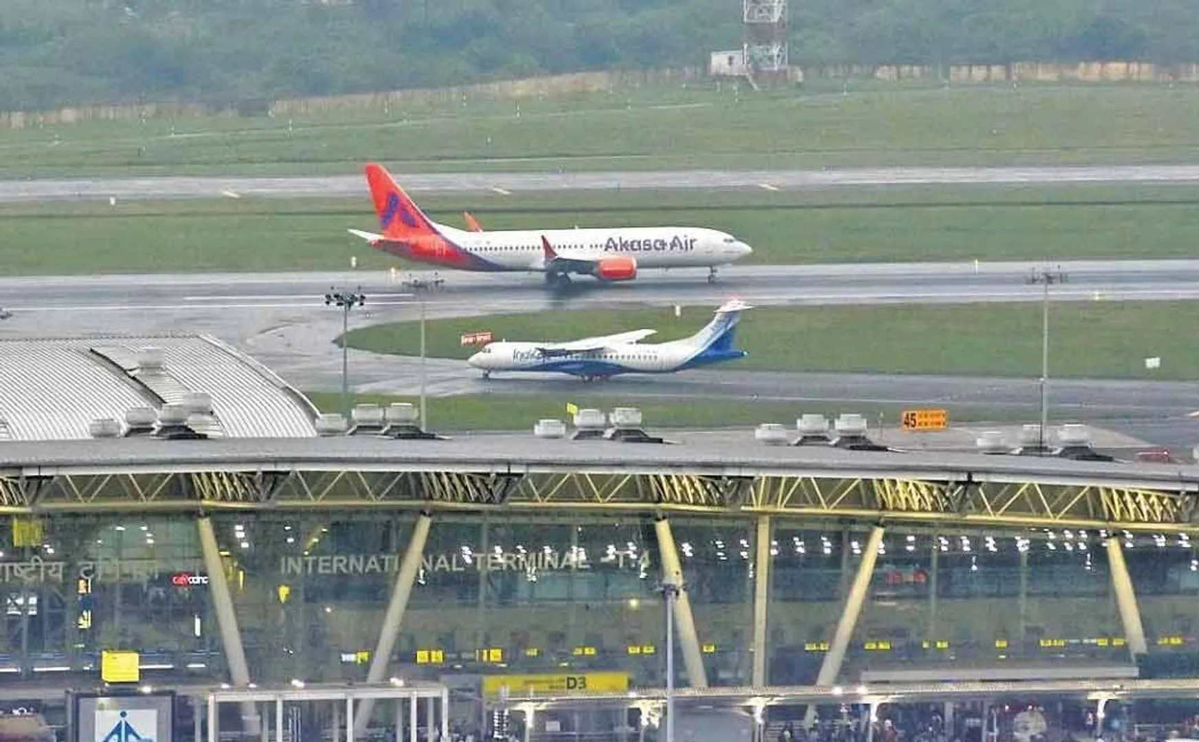 10 flights diverted to Bengaluru
