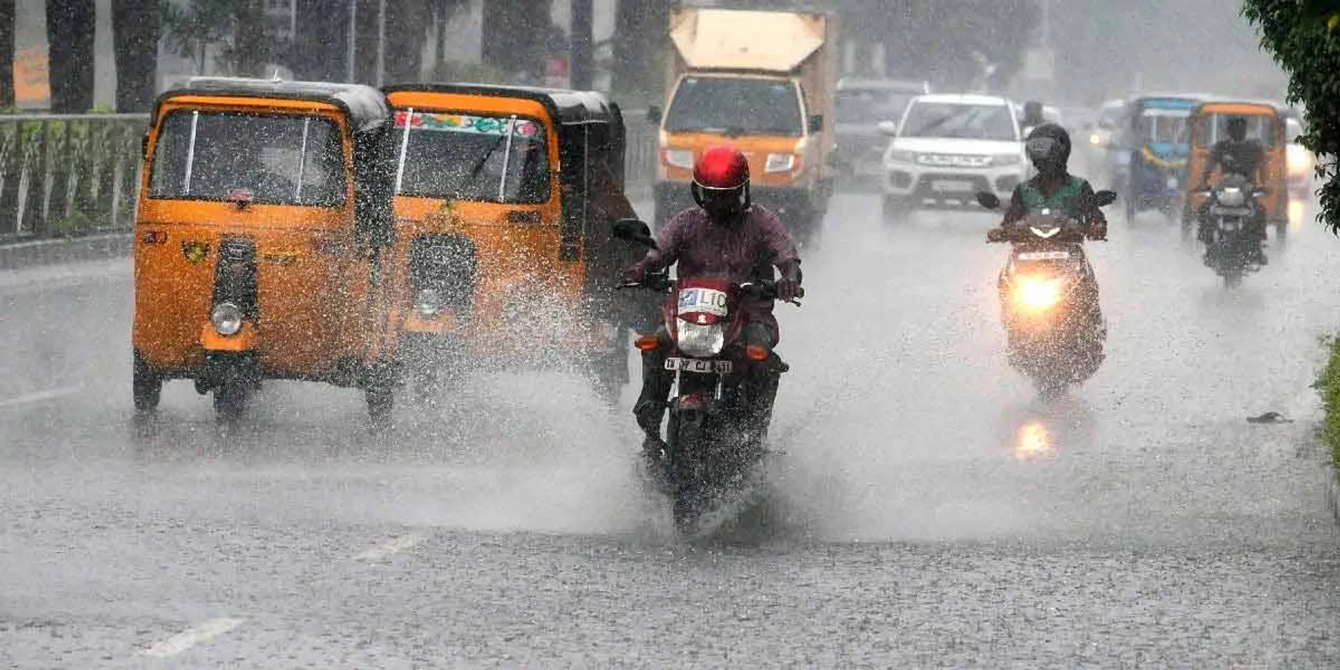 Rain in 16 districts in next 3 hours