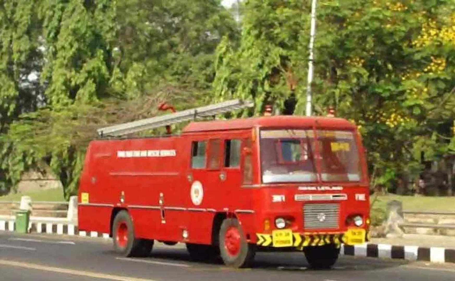 andhra pradesh fire incident shopping mall