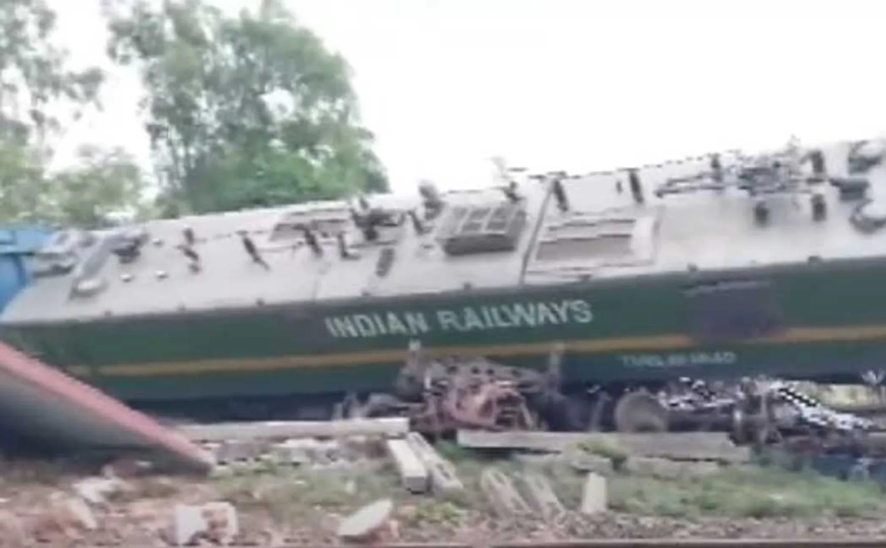 west bengal train incident 