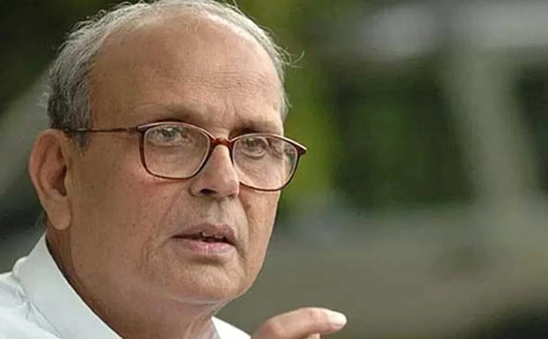 former prime minister  vp singh birthday special aricle