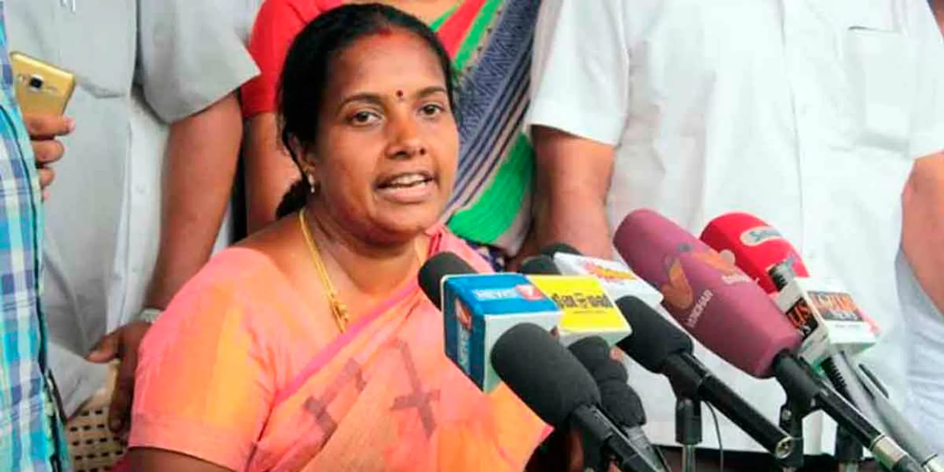 'Cursing at wedding ceremonies is the Dravidian model?'-Vanathy Srinivasan reviews