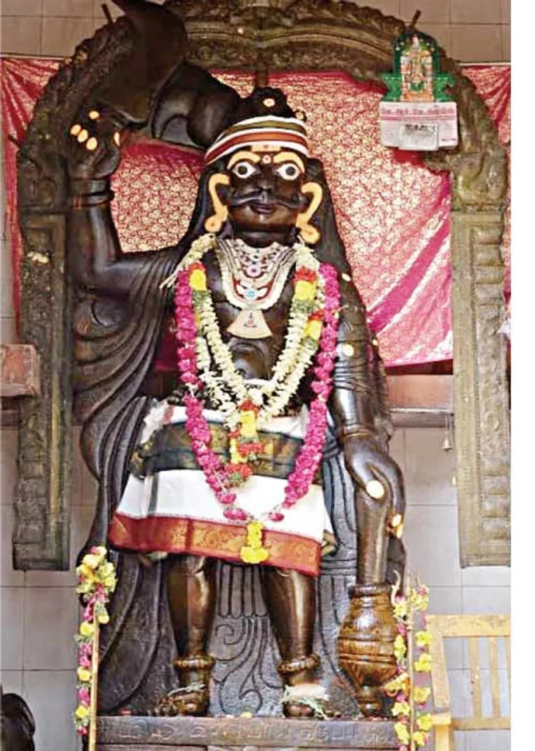 /idhalgal/om/kakum-ganavai-karupannalar-1-atikalar-m-arulanandam-52