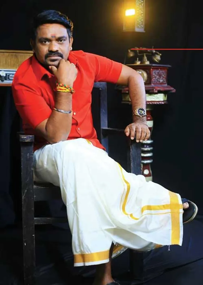/idhalgal/eniya-utayam/country-singer-velmurugans-journey-my-singing-carriage-meeting-dr-0