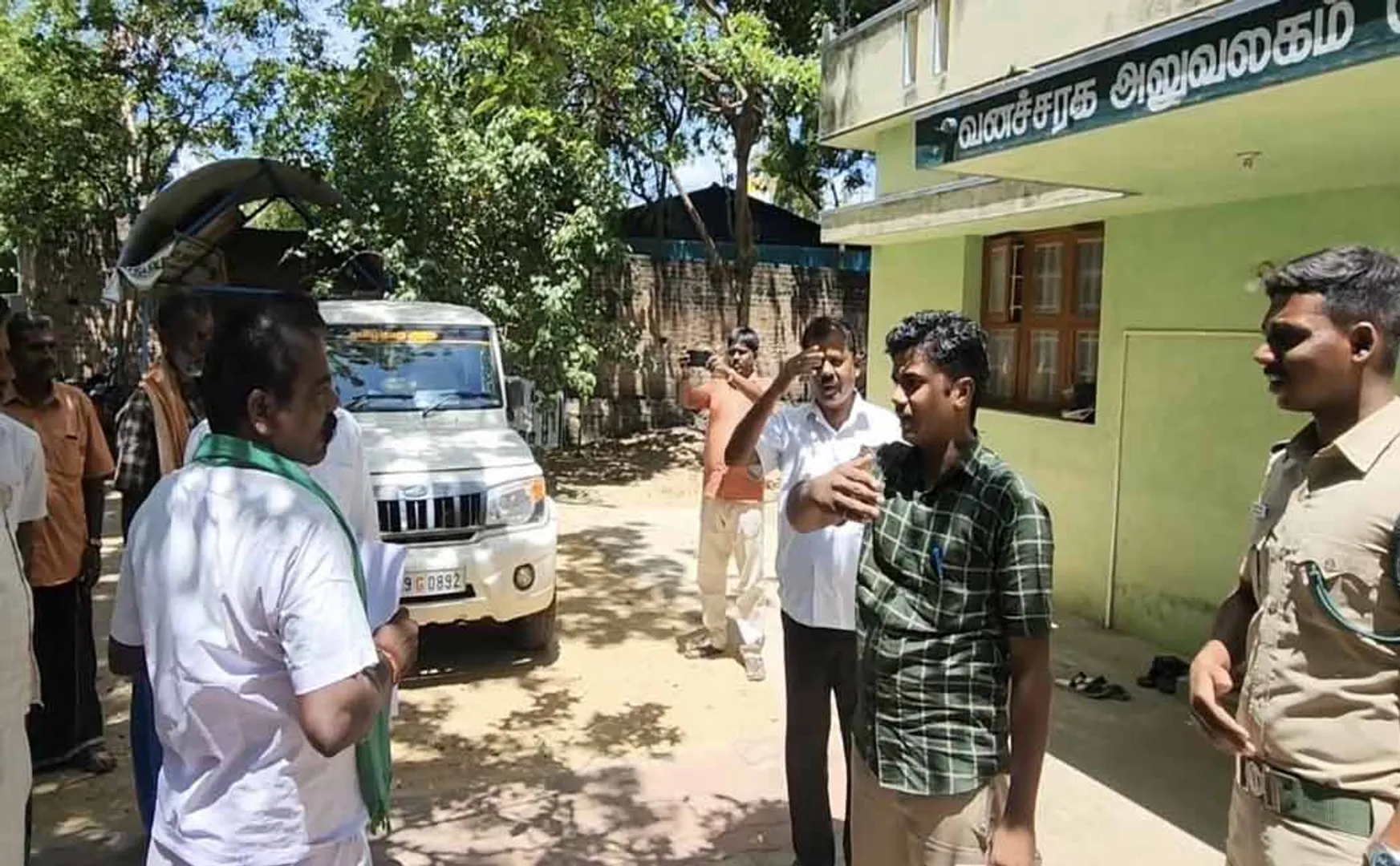 Ring bribe to ranger to graze goats in Dharmapuri forest