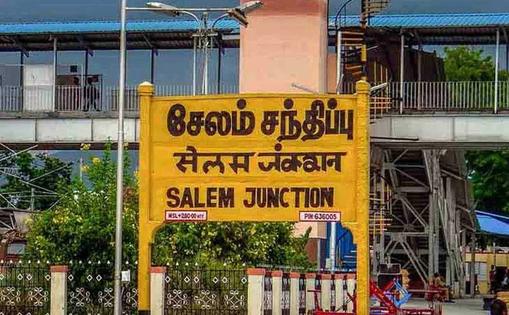Youth arrested for rowdy in Salem