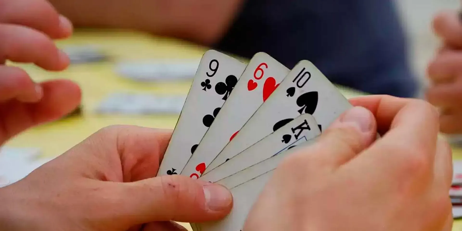 Case against 8 people who gambled with money