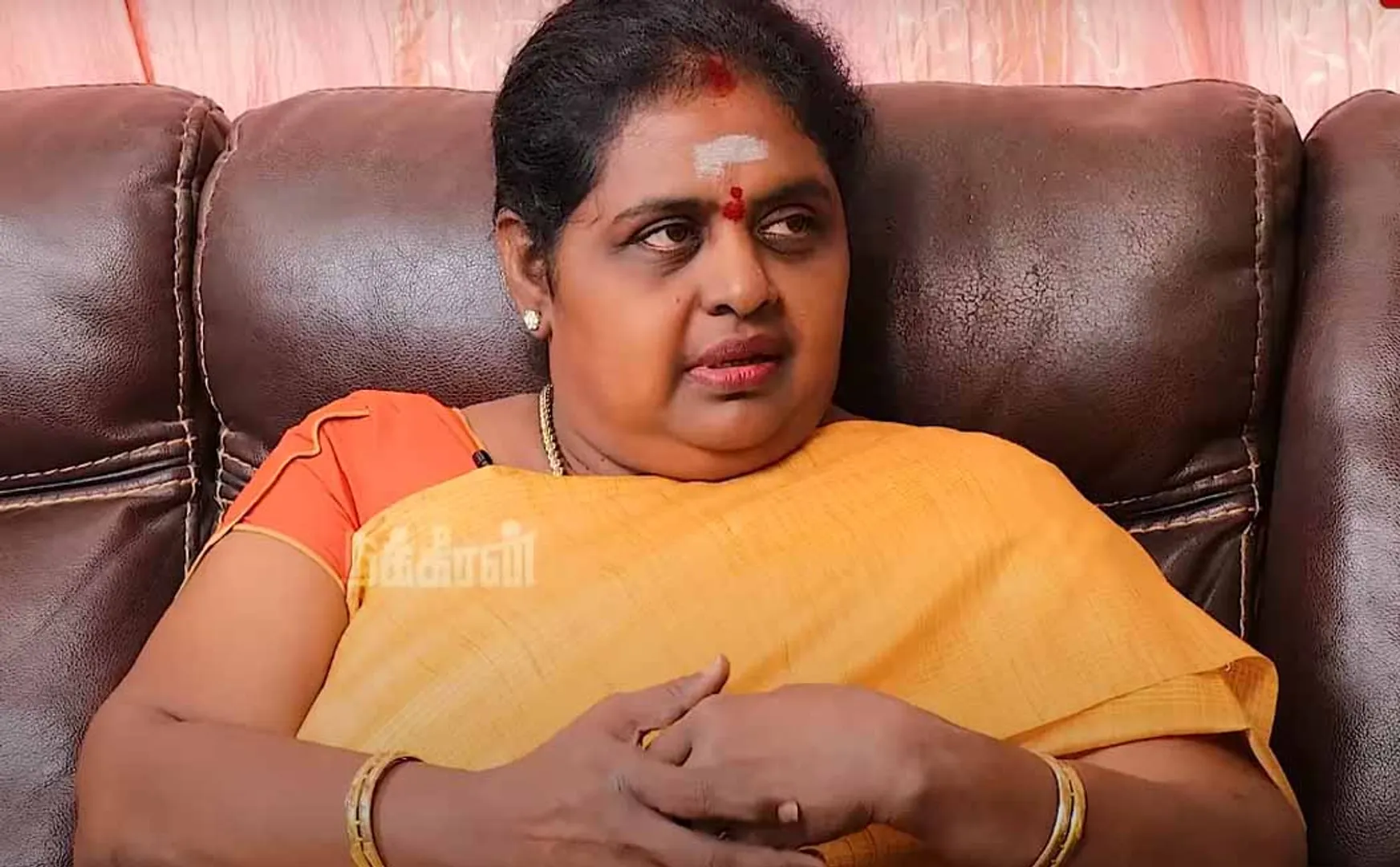 Detective Malathi's Investigation: 16
