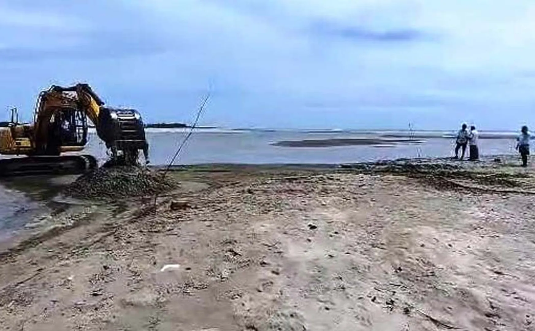  Sea estuary dredging works at Kollam Chinnakanal near Chidambaram