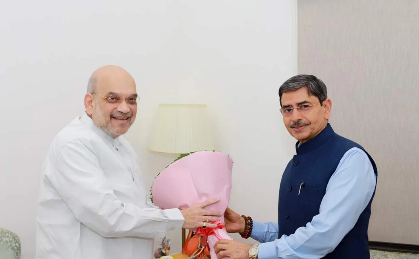 tamilnadu governor meet central minister amit sha at delhi