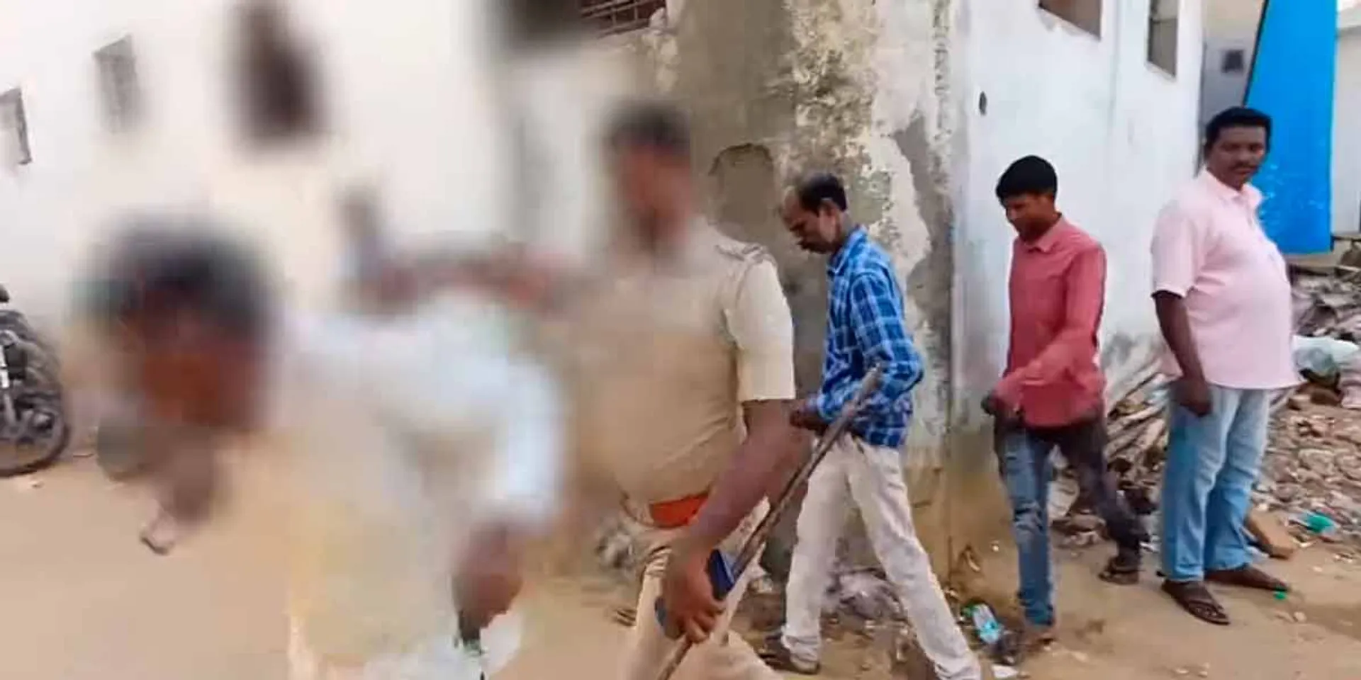 Anyone who bought more than 10 rupees will be fired; Armed forces for the beaten policeman