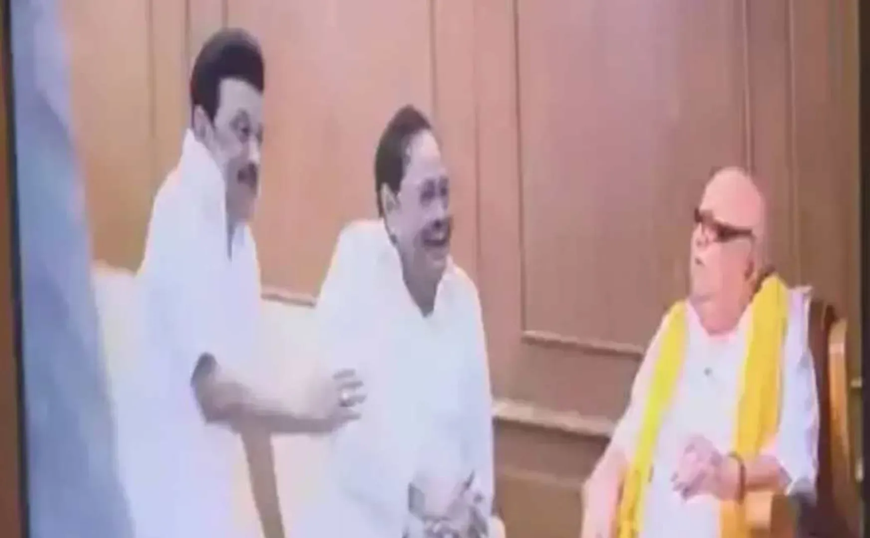 cm Stalin spoke of the kalaignar through modern technology 