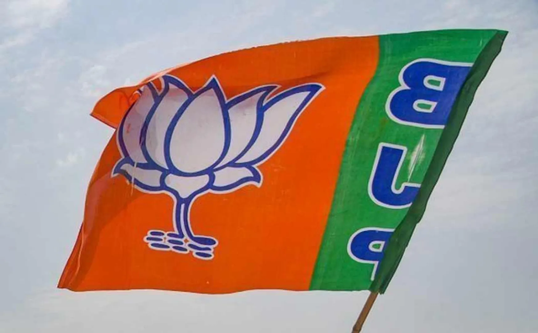 Clash between BJP members in Tirupur Mamul division