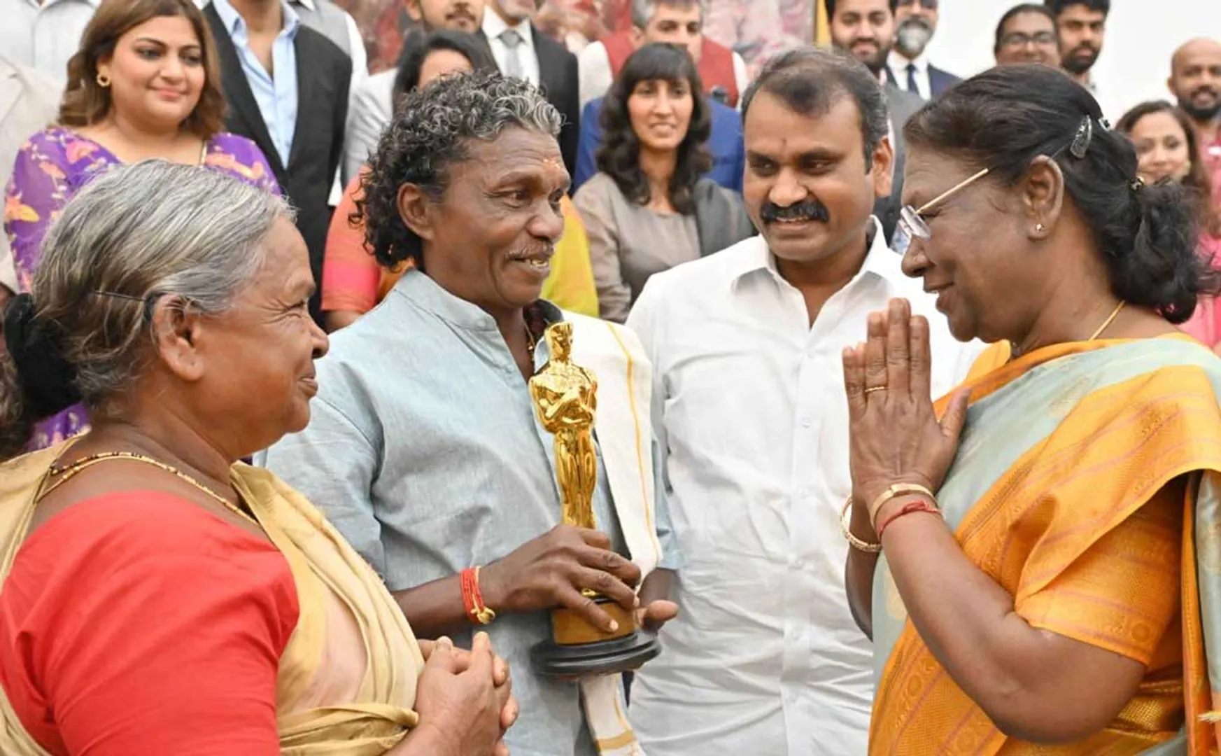 Bomman Belli couple met the President
