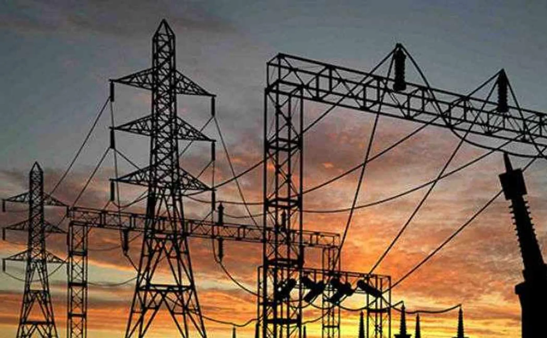 People suffering from sleepless nights due to power cuts in pudukkottai 